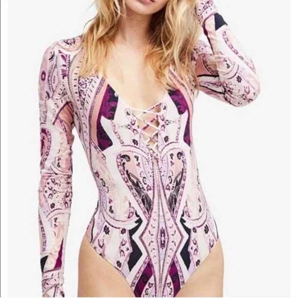 Free People Pick a Place Bodysuit Pink Ivory Medium - Picture 2 of 5